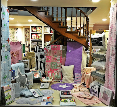 ΜΙΝΑ - Λευκά είδη - Δώρα - Είδη Bebe - Κουρτίνες - Χαλιά