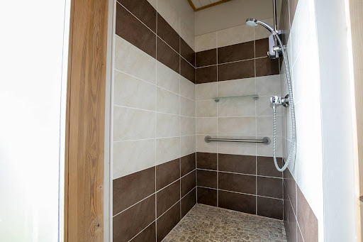 Photo de Ô Refuge Di'vin chambre d'hôtes de charme prêt de Sancerre avec piscine sauna et spa logements insolites à Boulleret (18240)