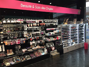 Photo n°5 de La Boutique du Coiffeur à Lyon (Boutique de santé et beauté)