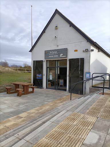 St. Cyrus National Nature Reserve (car park & visitor centre) - Thumbnail