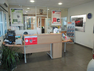 Photo n°3 de GARAGE DIDIER BRAULT à Domfront-en-Champagne (Concessionnaire Peugeot)