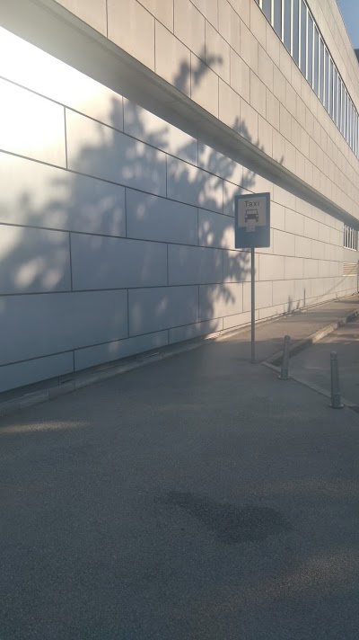 taxi-stand