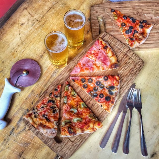 La Fattoria Pizzeria