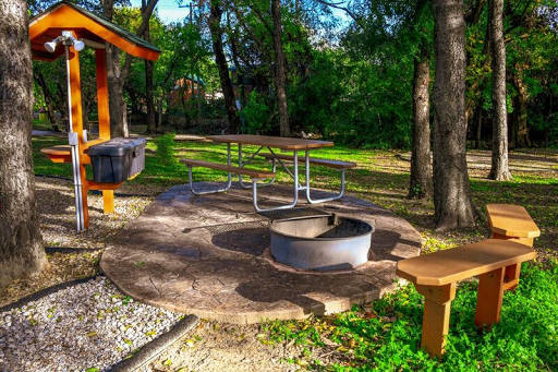 Dallas / Arlington KOA Holiday - Thumbnail