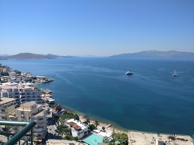 Paradiso Apartments Sarande