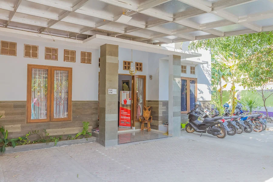 RedDoorz Syariah @ Puri Kalijaga Street