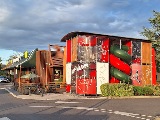 Photo 5 - Burger King
