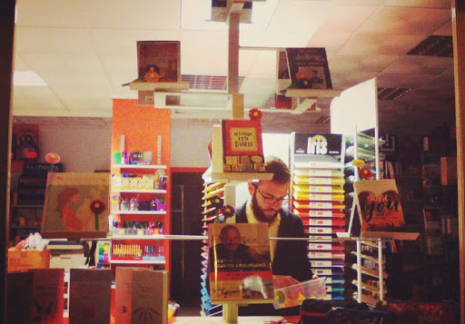 Librería Las Tejeras - Thumbnail