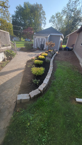 colossal landscaping - Thumbnail