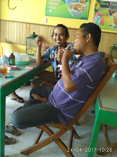 Photos of Soto Pak Marto