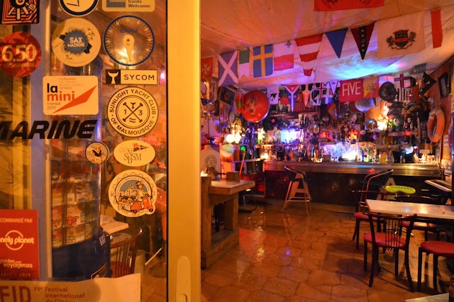 SUNLIGHT SOCIAL CLUB VALC SARL
