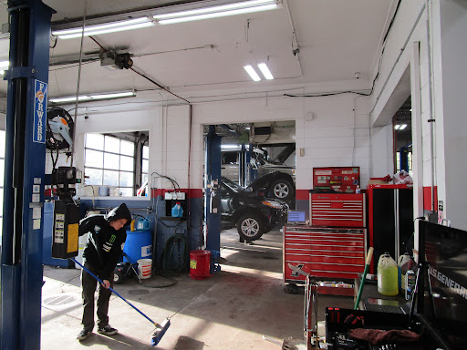 Douglas Auto – Fox River Grove - Thumbnail