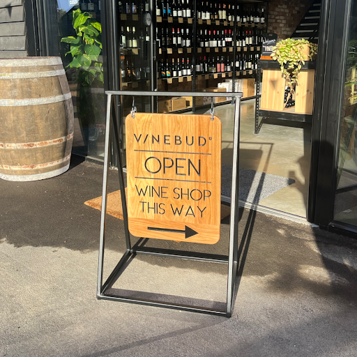 Vinebud - Visual