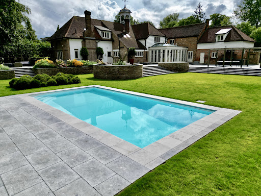 Albatross Pools and Spas