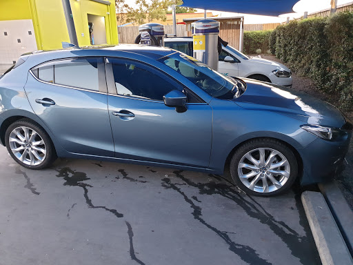 LuxeWash Redbank Plains Car and Dog Wash - Thumbnail