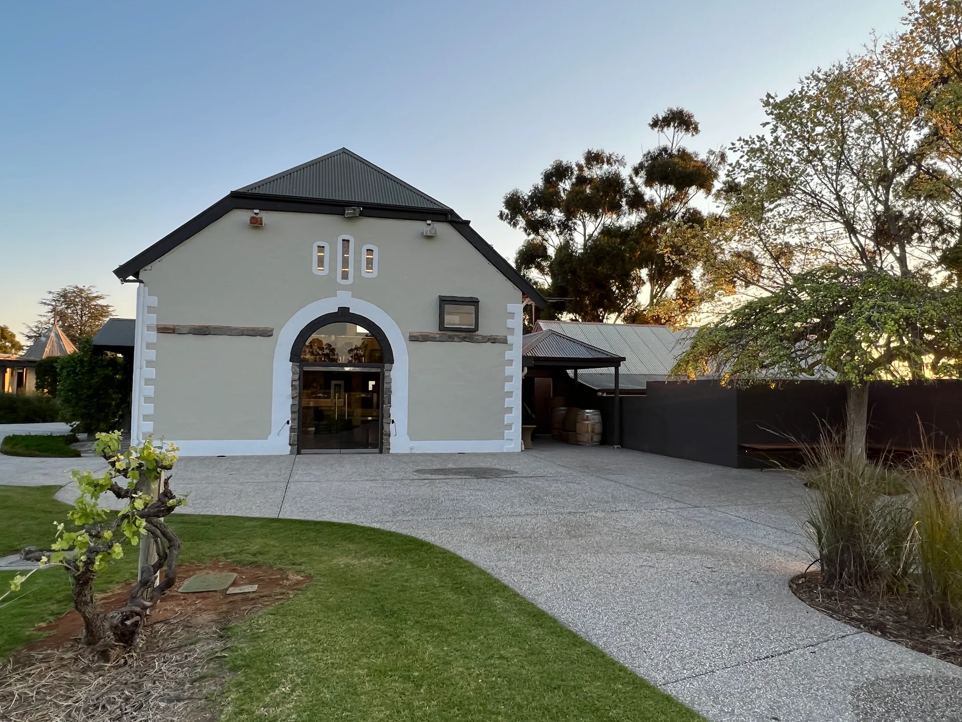 Pirathon Country Estate