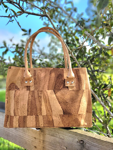 Kelita's Cork - Thumbnail