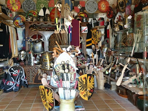 Photo n°17 de Denzin Thomas à Marennes-Hiers-Brouage (Magasin de cartes de collection)