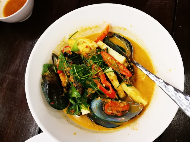 Pupen Seafood