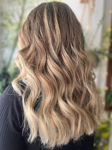 Emma lived in Balayage Gallery - United Kingdom