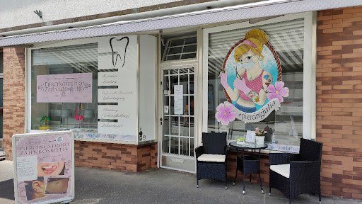 Piercingstudio Zahnkosmetik Julia Logo