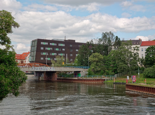 An der Stadtschleuse 1 Parking