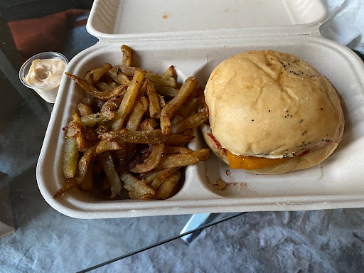 Photo 7 - Les Burgers de Brice (Airstream Burger)