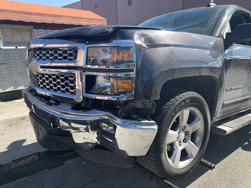 PRIMOS AUTO COLLISION - Visual