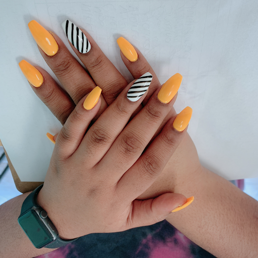 NK nails - Visual