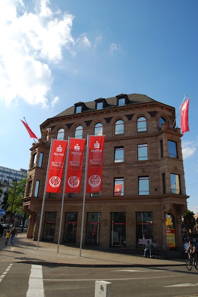 Photos of head office Sparkasse Mainz