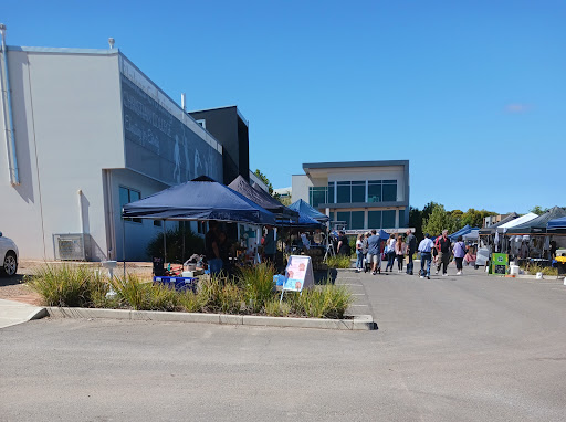 blakes crossing popup market boucat ave Blake's crossing