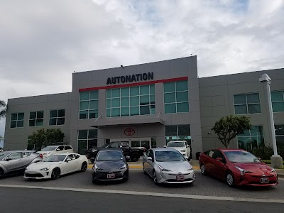 AutoNation Toyota Irvine, Car Dealer at Orange