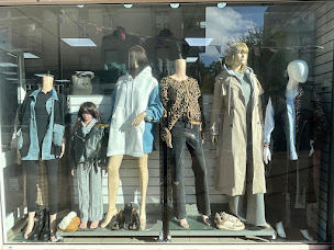 Photo n°41 de La Baraka à Tremblay-en-France (Magasin de vêtements pour femmes)