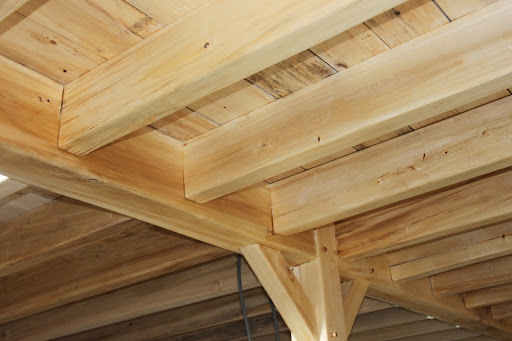 Photo de Bois et Bâtiments à Saint-Cyprien (24220)