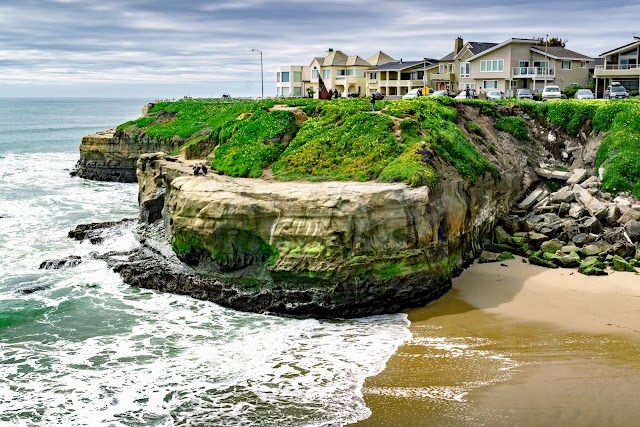 Natural Bridges State Beach