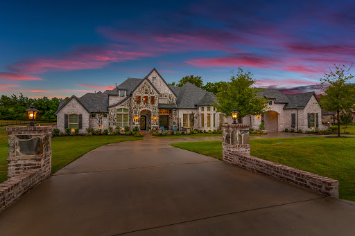 Heritance Realty Group - Visual