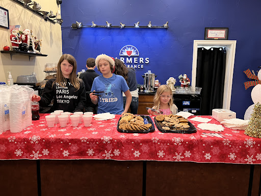 Farmers Insurance - Derrick Henslee Gallery - United States