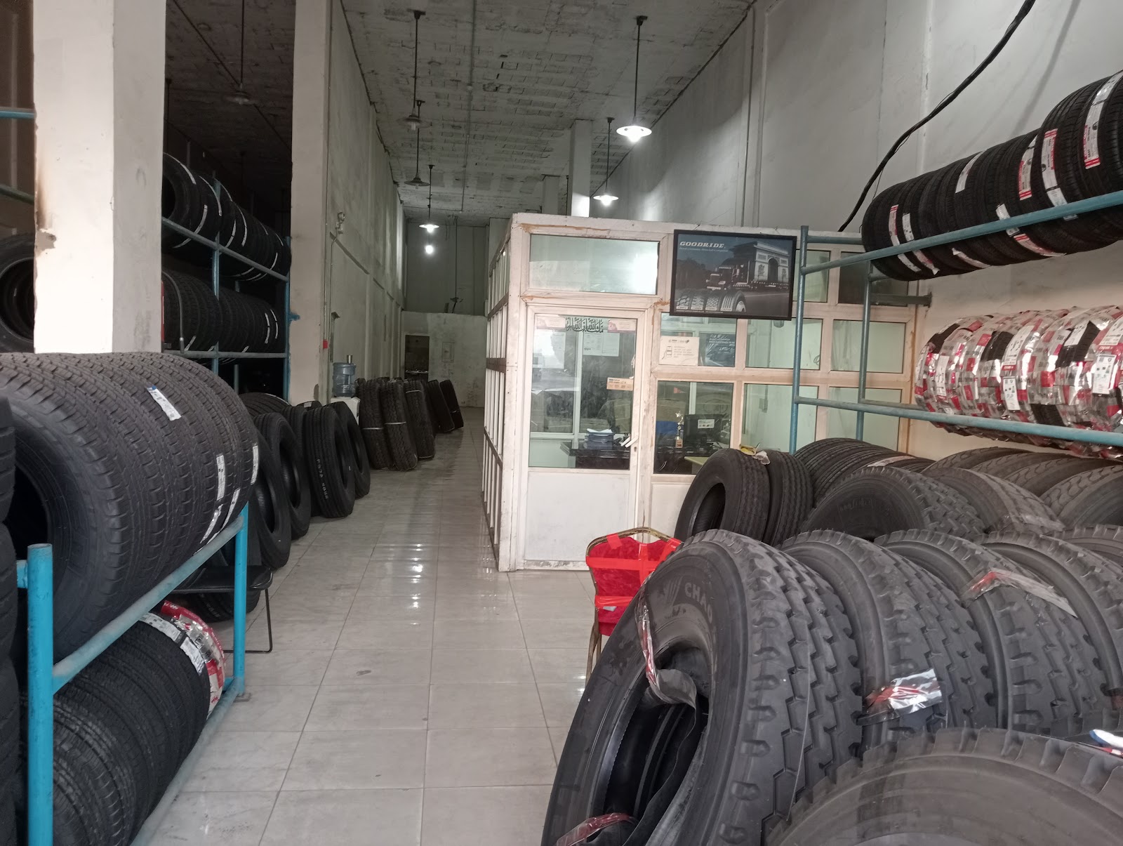 Al Howail Company for Trading & Contracting إطارات الحويل - صورة 3