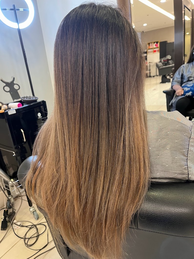 HAIR BY MINA COLORIST TEAM