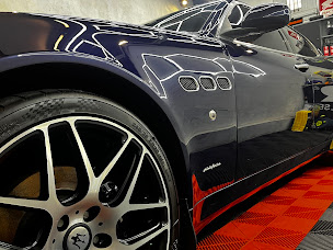 Photo n°9 de Leroyer.Detailing à Saulx-les-Chartreux (Prestataire de tuning automobile)