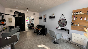 Photo n°1 de Hype Studio à Pontault-Combault (Salon de coiffure)