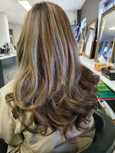 Queenie hair salon - Thumbnail