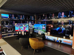 Photo n°6 de Conforama Moulins à Moulins (Magasin de tapis)