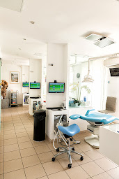 Photo n°9 de Cabinet d'Orthodontie Aigues-Mortes à Aigues-Mortes (Orthodontiste)