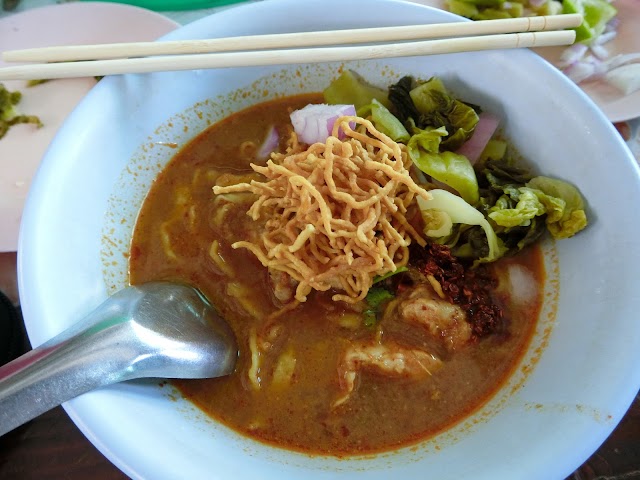 Khao Soi Khun Yai