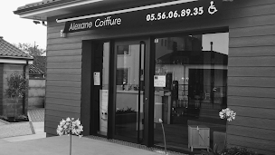 Photo n°4 de Alexane Coiffure à Ambarès-et-Lagrave (Salon de coiffure)