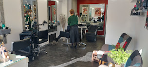 Photo n°3 de Salon art coupes à Vouzon (Salon de coiffure)