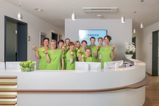 Buchmann Andreas, Dentist