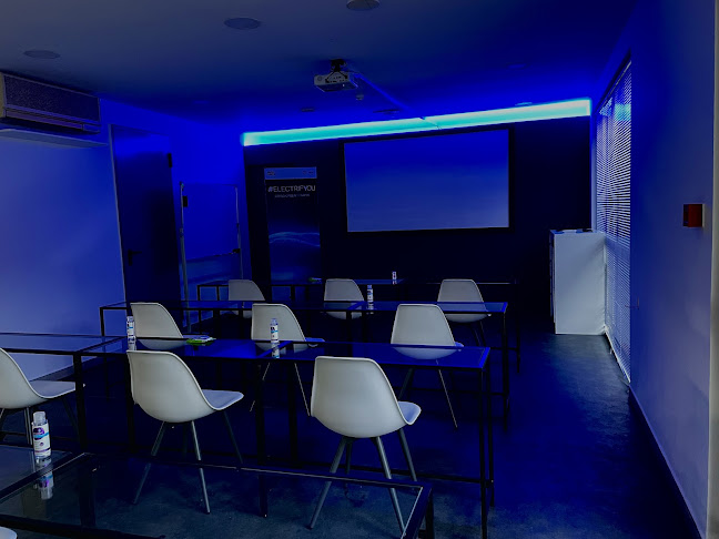 Opinii despre DRIVING ACADEMY-ΘΩΜΑΣ ΠΑΠΑΠΑΣΧΟΣ- ΣΧΟΛΗ ΑΣΦΑΛΟΥΣ ΟΔΗΓΗΣΗΣ în Μαρκόπουλο Μεσογαίας - Σχολή οδήγησης