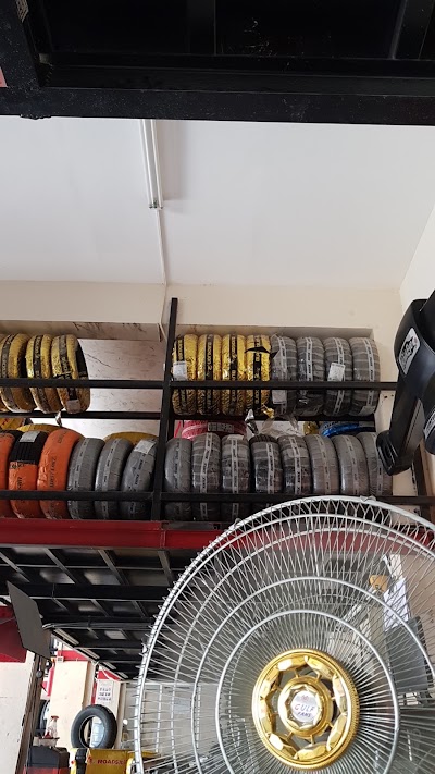 Photos of Dibba Tyer Sals and Repair Center